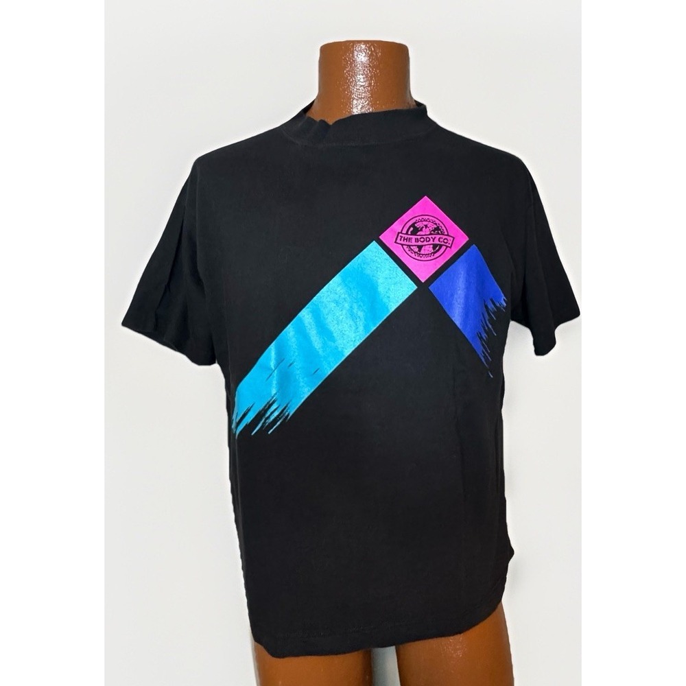 Boxxy Vintage 90s Graphic Tshirt The Body Shop Co. Size OS Black Art Tee